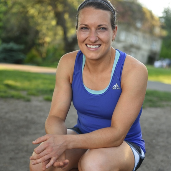 Meet your Posher, Alynn - Picture 4 of 4